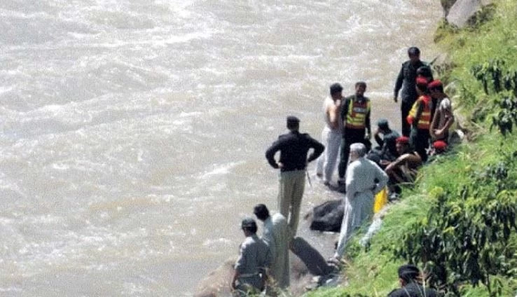 Death toll rises to 6 in Neelum River mishap